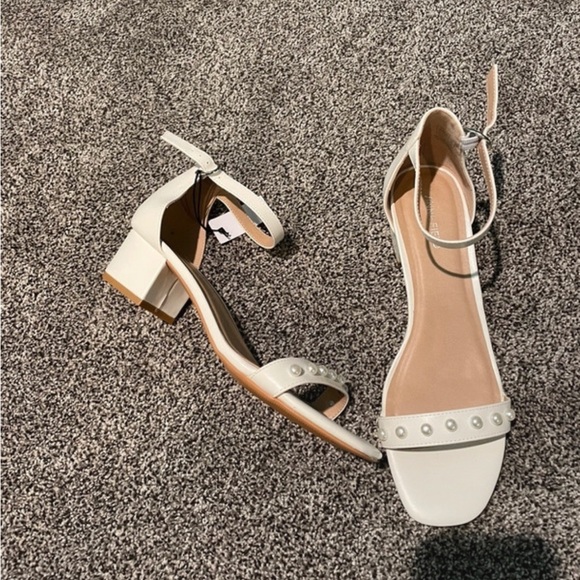 Anna Field Heels, white, never worn - Picture 3 of 5